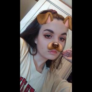 Meet your Posher, Caroline